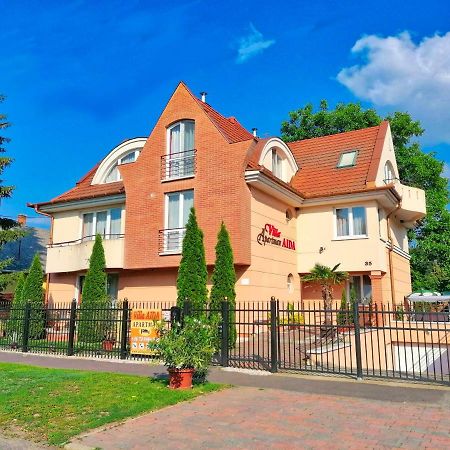 Villa Aida Apartman Hajduszoboszlo Ngoại thất bức ảnh