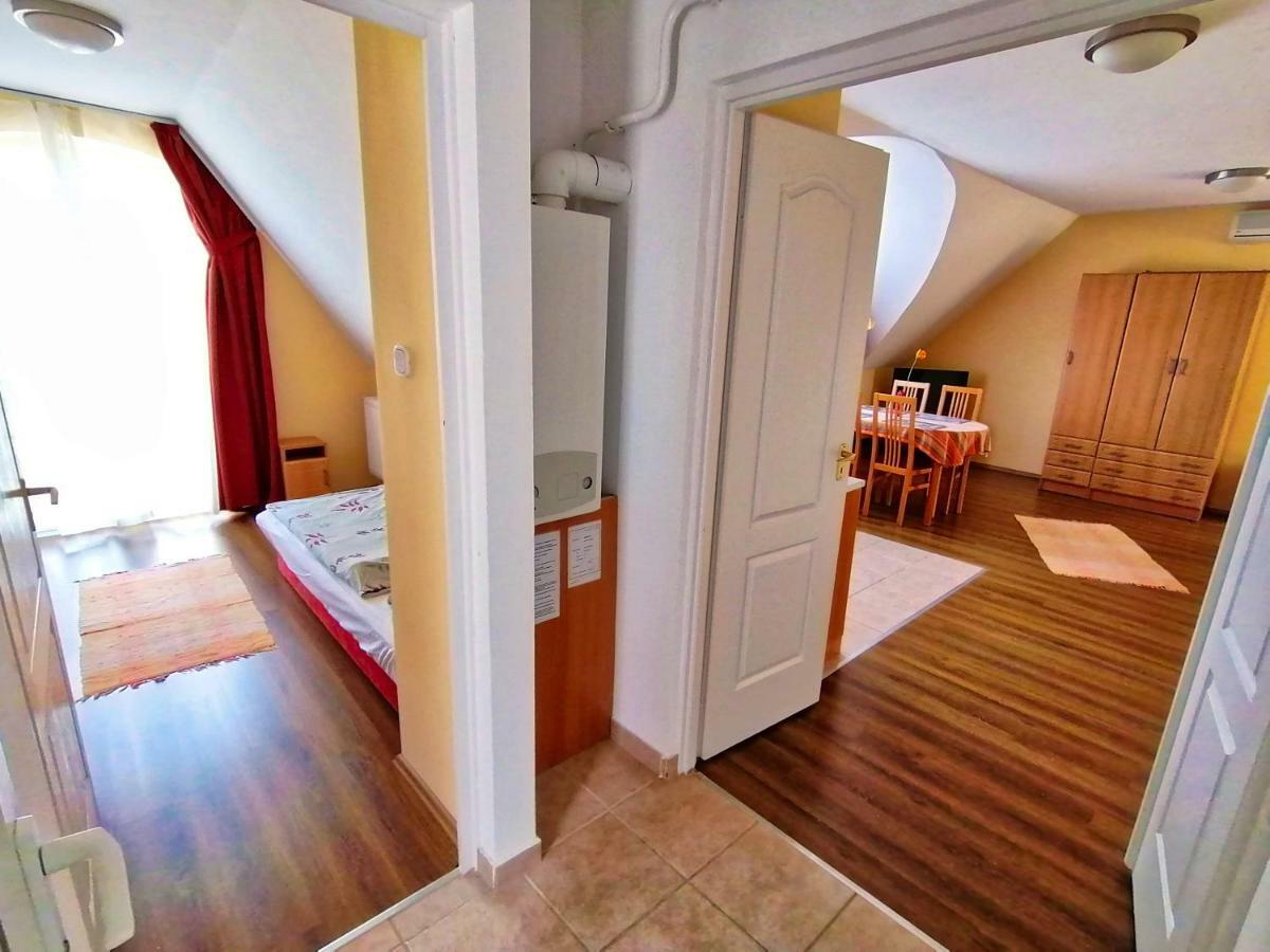 Villa Aida Apartman Hajduszoboszlo Ngoại thất bức ảnh