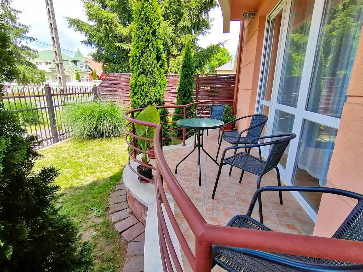Villa Aida Apartman Hajduszoboszlo Ngoại thất bức ảnh